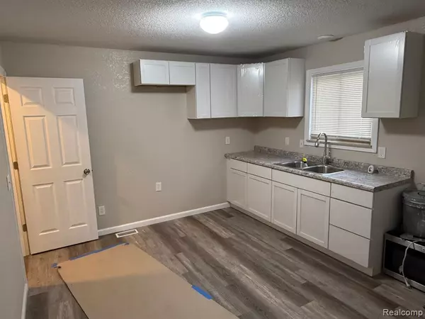 Flint, MI 48506,3220 Woodrow Avenue