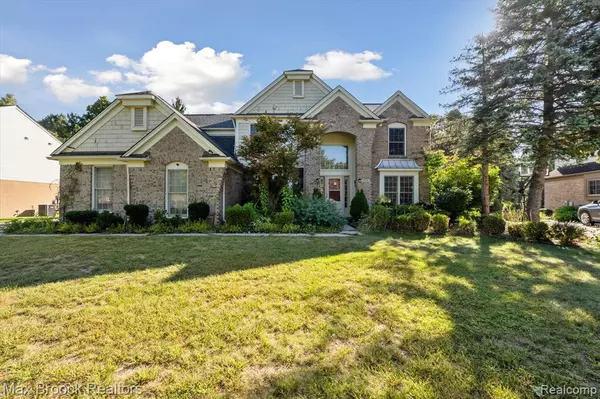 Plymouth, MI 48187,5872 Meadowview Drive