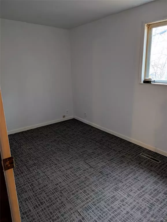 Lapeer, MI 48446,222 Oglethorpe Drive