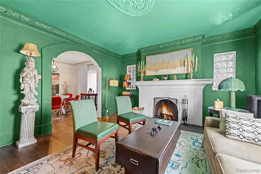 17560 Stoepel Street, Detroit, MI 48221