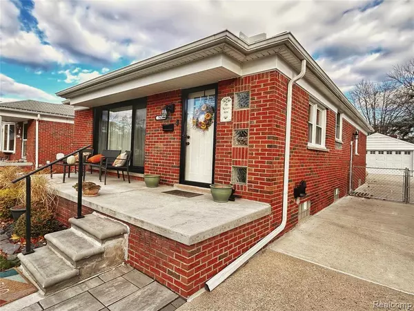 Allen Park, MI 48101,7639 Cortland Avenue