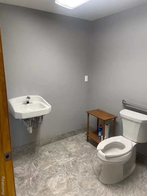 St. Clair, MI 48079,1293 S RANGE Road