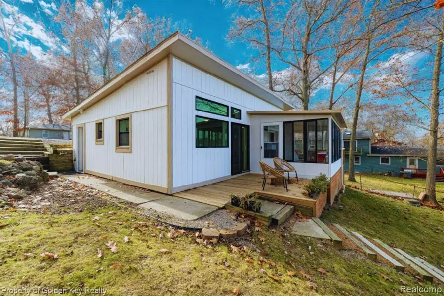 11523 Timberlane Trail, Hartland, MI 48353