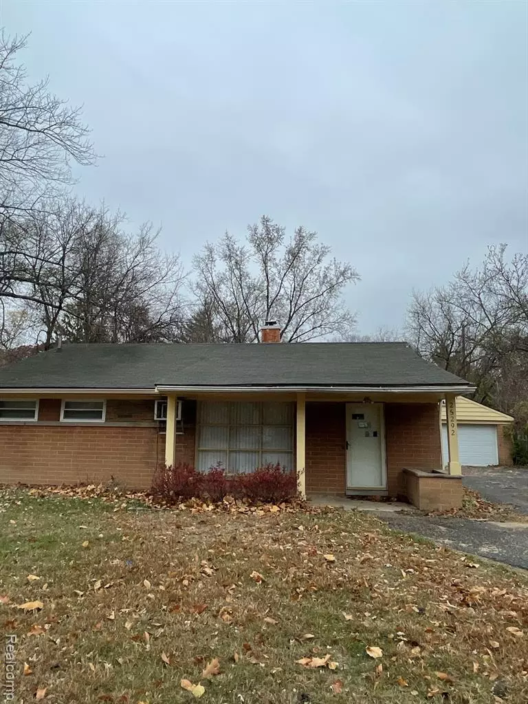 Southfield, MI 48033,25292 Orchard Grove Street