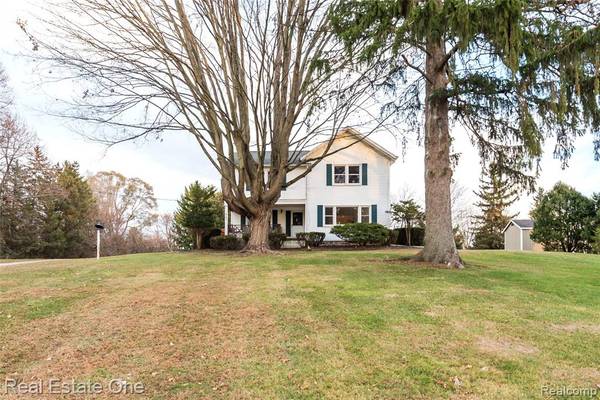 4141 Van Amberg Road, Brighton, MI 48114