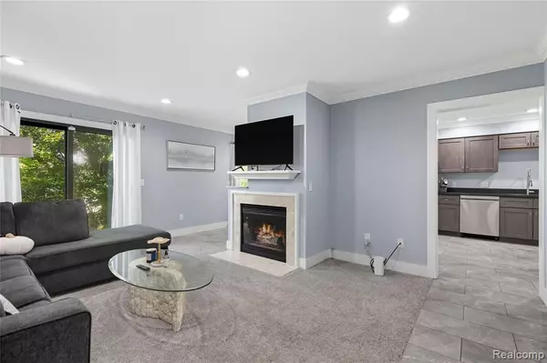 Rochester Hills, MI 48307,629 Ashley Circle