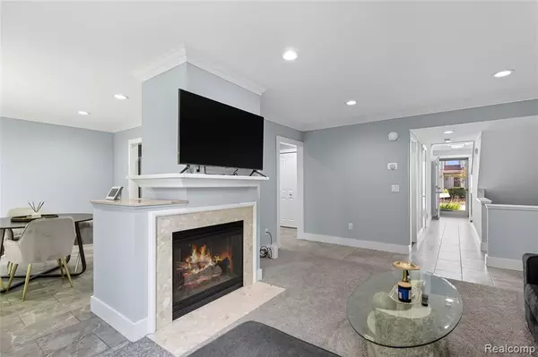 Rochester Hills, MI 48307,629 Ashley Circle