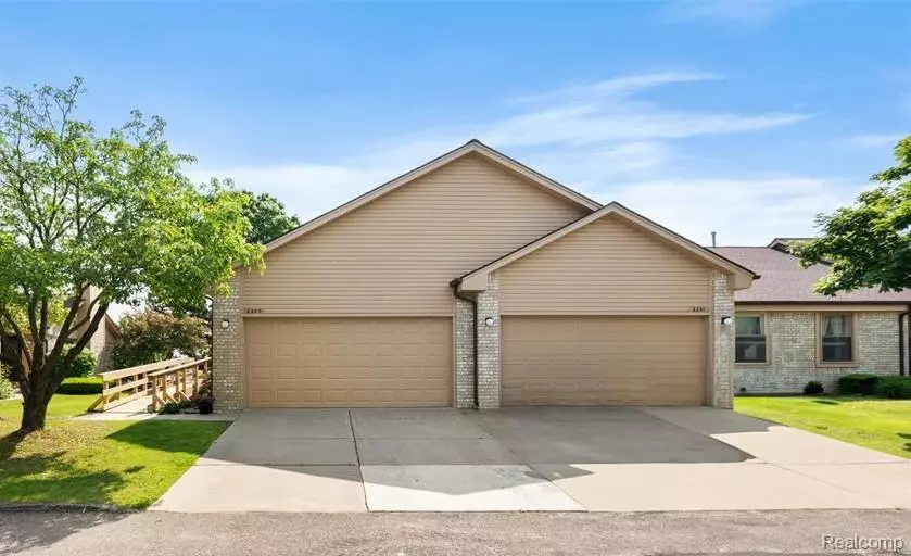 2343 Heritage Pointe Drive, Sterling Heights, MI 48314