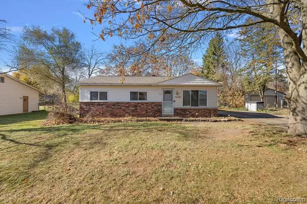 Commerce Twp, MI 48382,4775 Halberd Street