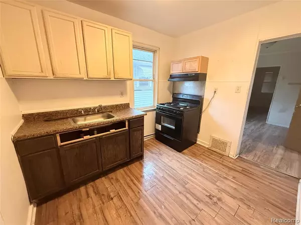 Ecorse, MI 48229,70 W Broadway Street