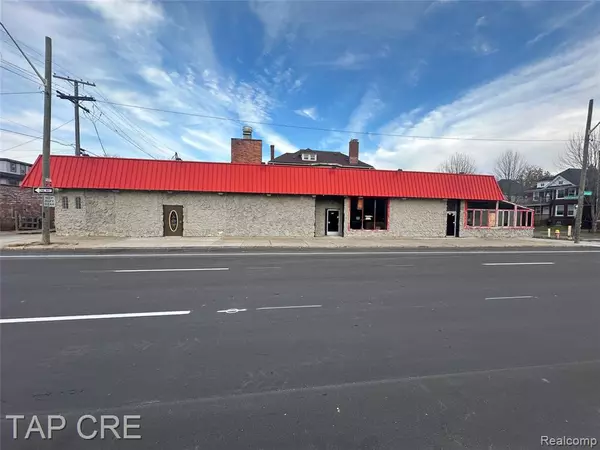 Detroit, MI 48202,8902 Second