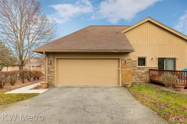 West Bloomfield, MI,6129 Westbrooke Drive