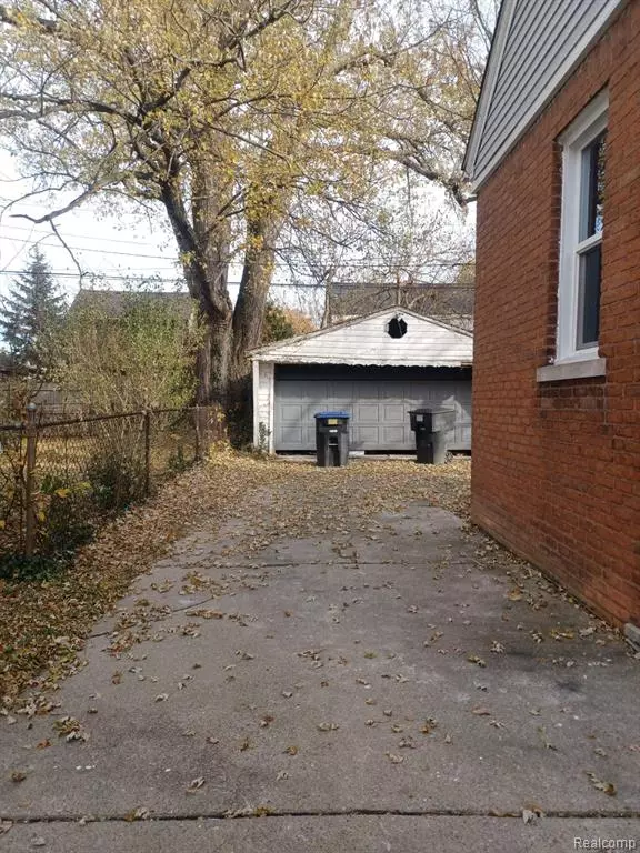 Detroit, MI 48223,15496 Minock Street