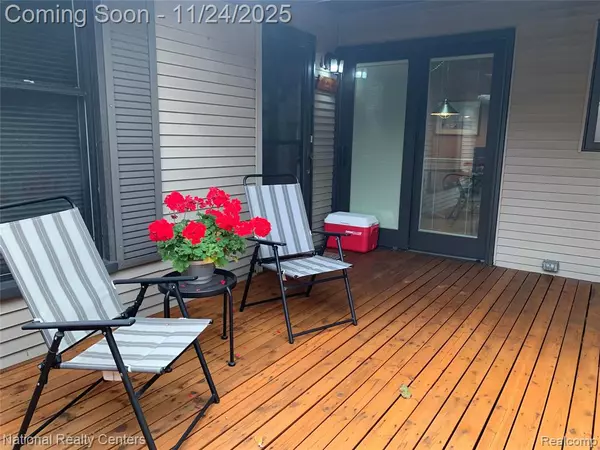 Plymouth, MI 48170,14150 Meadow Hill W Lane