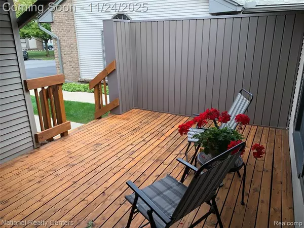 Plymouth, MI 48170,14150 Meadow Hill W Lane