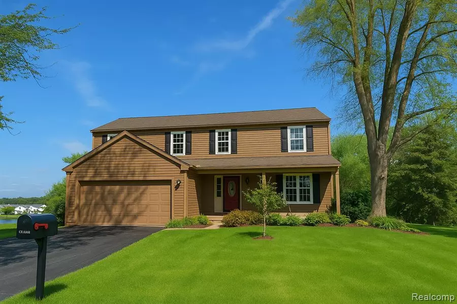 19479 SCENIC HARBOUR Drive, Northville, MI 48167