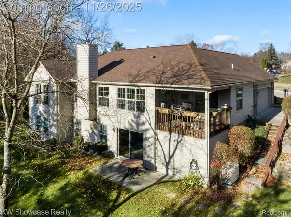 White Lake, MI 48383,4142 Lake Stison Court