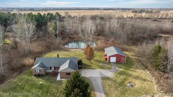 1135 Holmes Road, Allenton, MI 48002