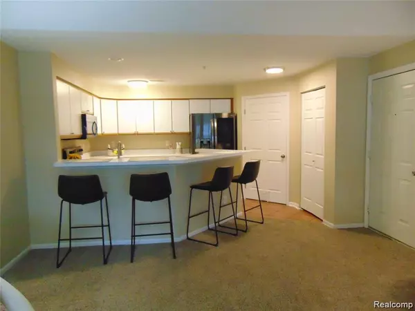 Ann Arbor, MI 48108,1429 Millbrook Trail