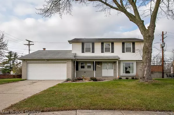 Southfield, MI 48076,27021 Nantucket Court