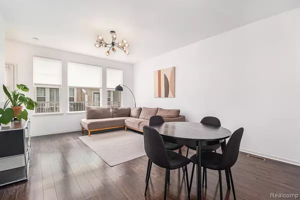 Royal Oak, MI 48067,1091 N Sherman Drive