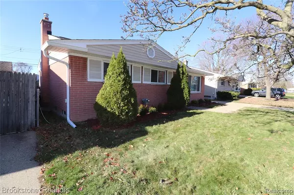 Westland, MI 48186,830 Denice Street