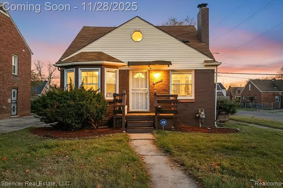 15800 Biltmore Street, Detroit, MI 48227