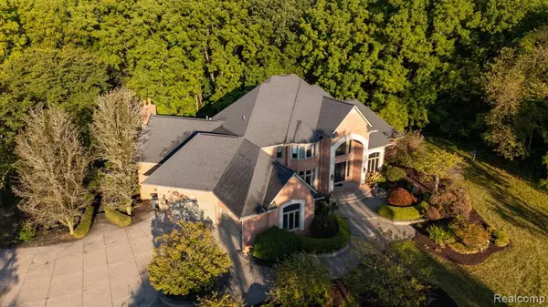 Ann Arbor, MI 48105,5779 Pinecrest Estates Drive