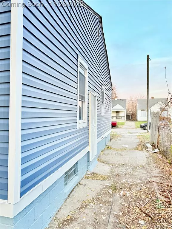 Detroit, MI 48212,12891 St Louis