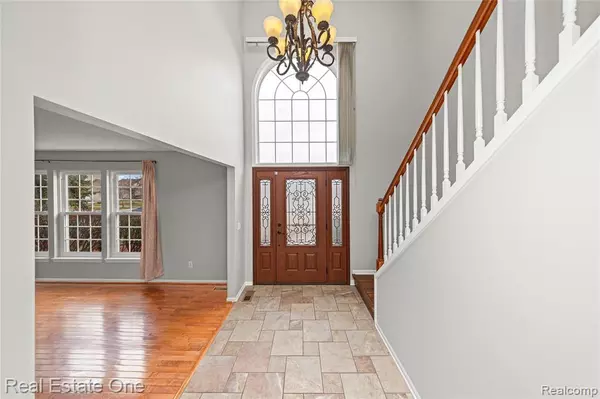 Canton, MI 48188,4648 Pond Run