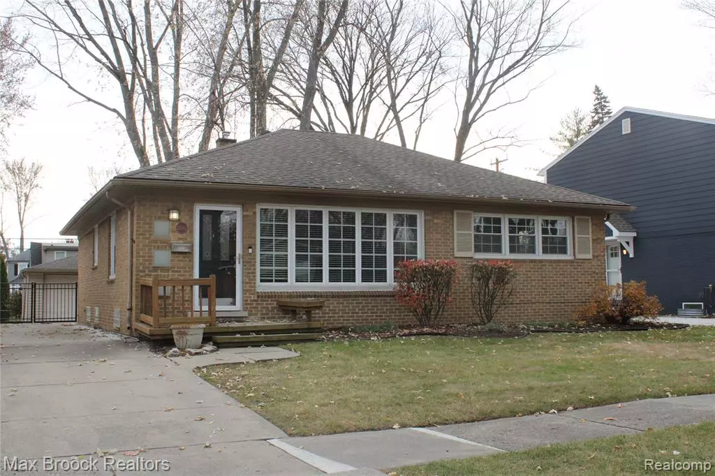 Birmingham, MI 48009,2100 Derby Road