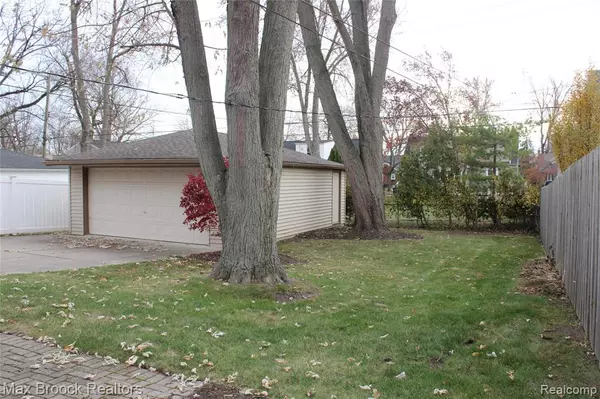 Birmingham, MI 48009,2100 Derby Road