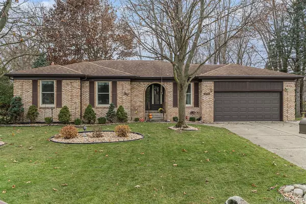 48796 Palmyra Drive, Shelby Twp, MI 48317