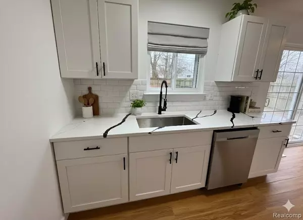 Ypsilanti, MI 48198,1441 Harry Street