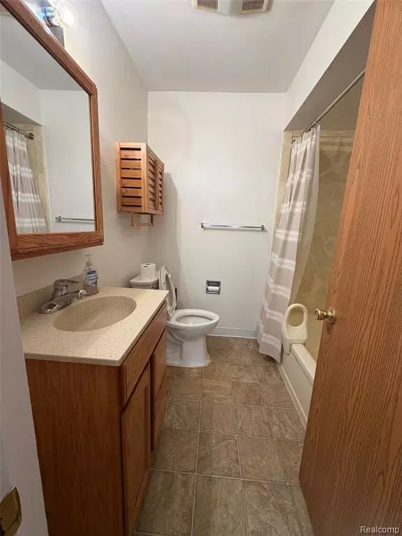 Taylor, MI 48180,9731 Cornell