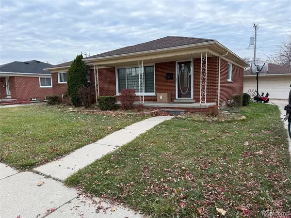 6947 N Charlesworth Street, Dearborn Heights, MI 48127