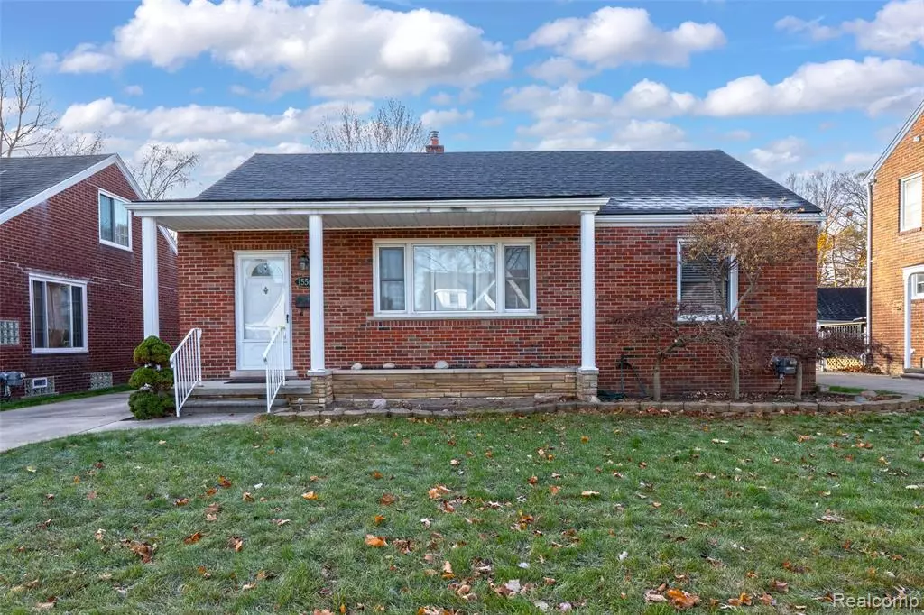 Eastpointe, MI 48021,15560 CHARLES R AVE