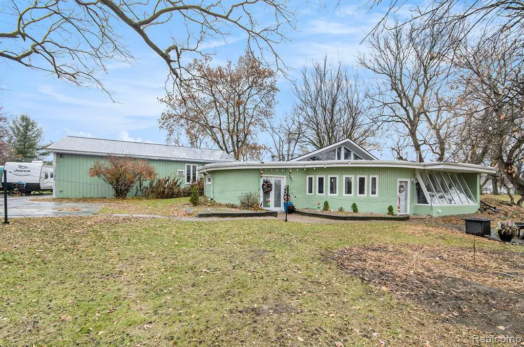 South Lyon, MI 48178,60742 11 Mile Road