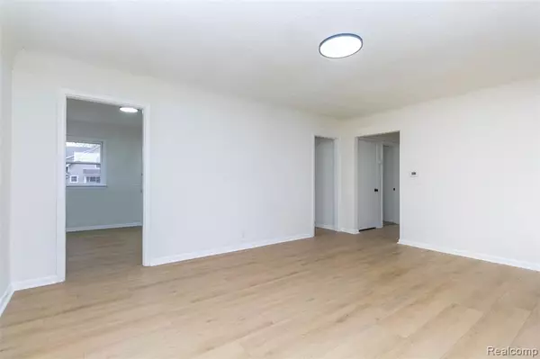 Pontiac, MI 48341,238 Oneida Street