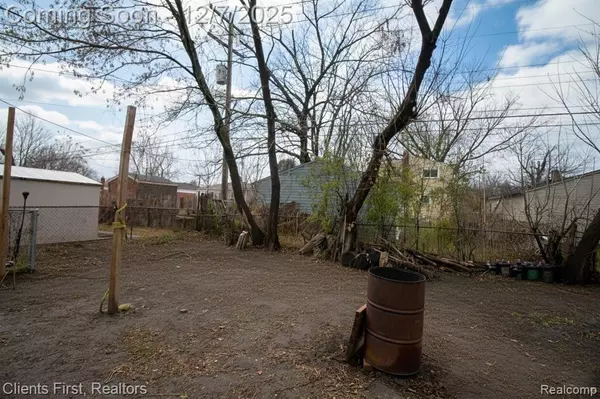 Dearborn Heights, MI 48125,5654 Bedford Street