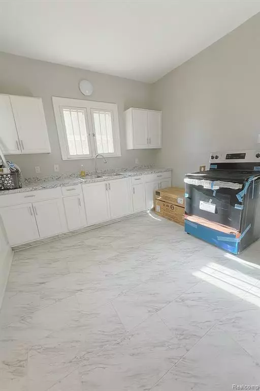 Detroit, MI 48227,13958 Terry Street