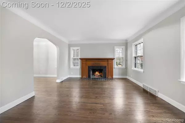 16141 Wildemere Street, Detroit, MI 48221