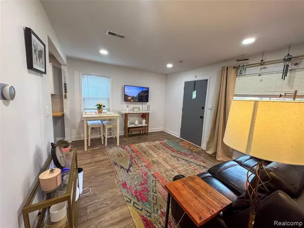 Taylor, MI 48180,15684 McGuire Street