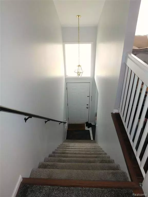 Sterling Heights, MI 48314,44872 Marigold Drive