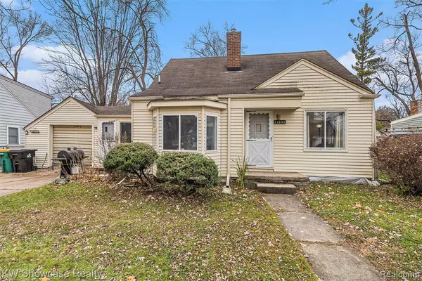 Farmington Hills, MI 48336,22069 Albion Avenue