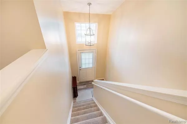 Woodhaven, MI 48183,26616 Kirkway Circle