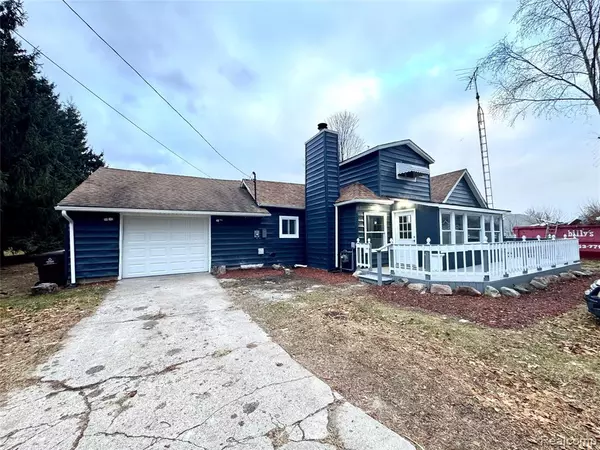 Chesaning, MI 48616,618 N 1st Street