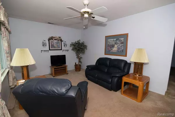 Southgate, MI 48195,14832 Forest Street