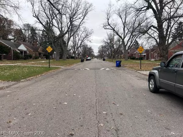 Detroit, MI 48234,19667 Sunset Street