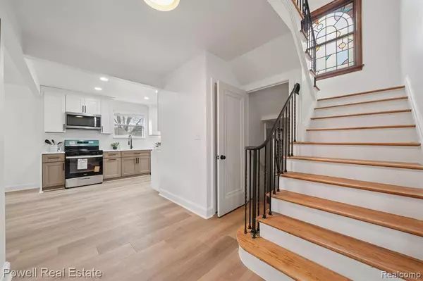 Detroit, MI 48221,16657 Muirland Street